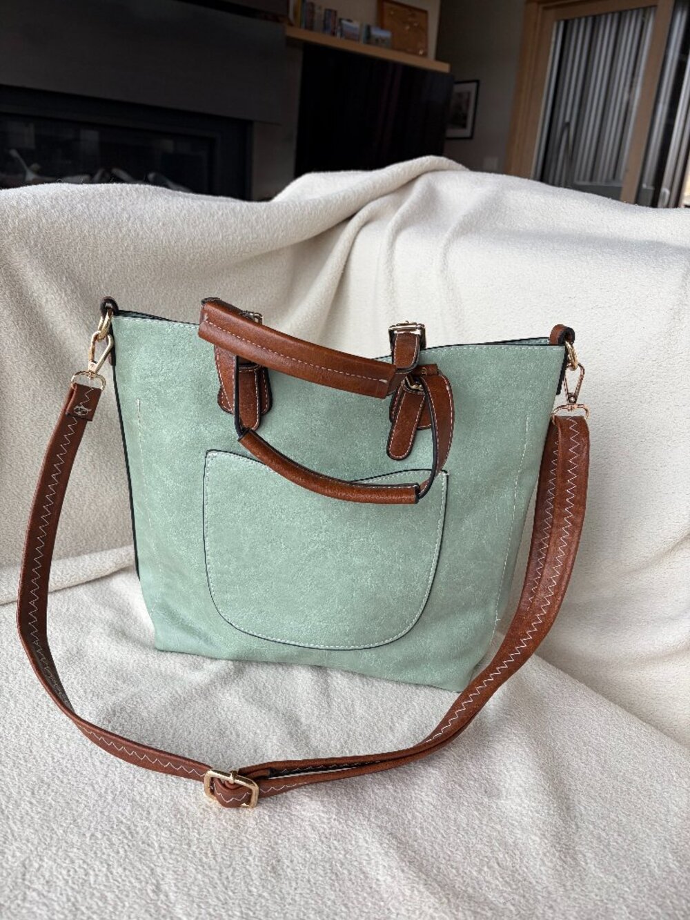 Medium Mint Green faux leather Tote